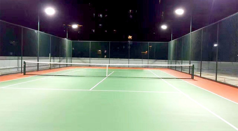 progetto guidato da un campo da tennis